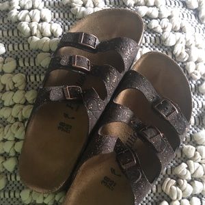 NWT BIRKENSTOCK “Florida”. Ladies 7-8, (EU 38).